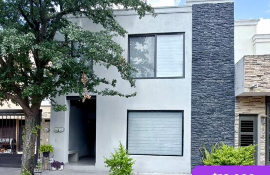 CASA EN RENTA UBICADA FRENTE A PARQUE LOS RINCONES RESIDENCIAL, SECTOR DEL BOSQUE ESCOBEDO N.L.