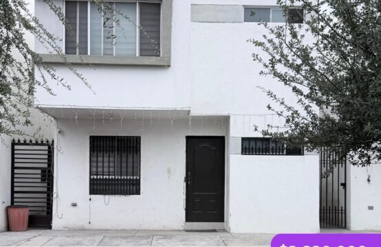 CASA EN VENTA AMUEBLADA VILLA CASTELLO ESCOBEDO N.L.